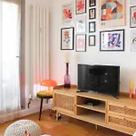 Pretty 2 Of 46 M2 In The 11th Apartamento *